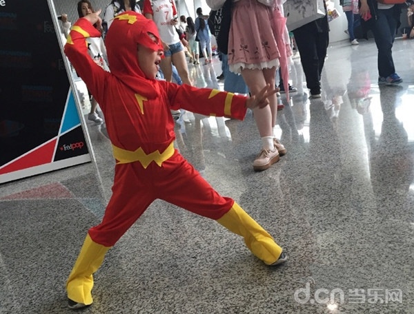 海漫控潮流博览会 COSPLAY实况_手机游戏新