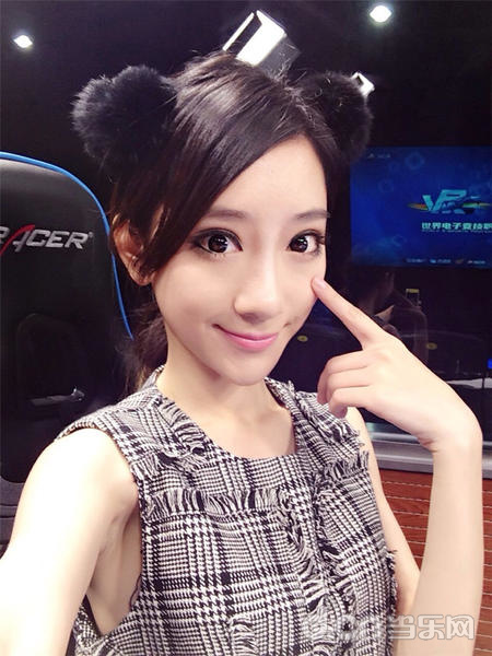 美女主播mini