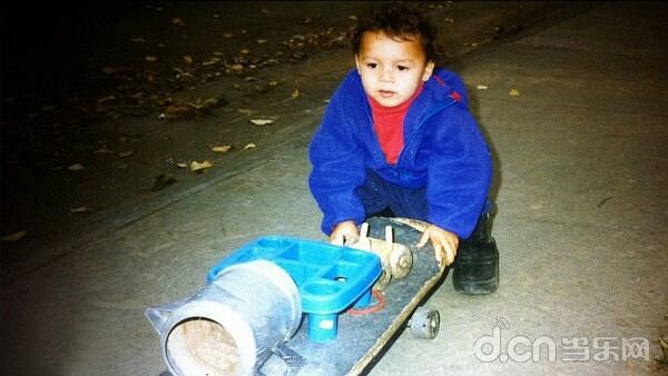 23岁的滑板超级巨星--尼亚休斯敦_其它_原创频